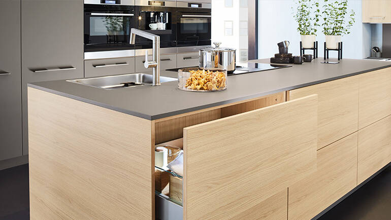 How to choose laminates for kitchen Cabinets